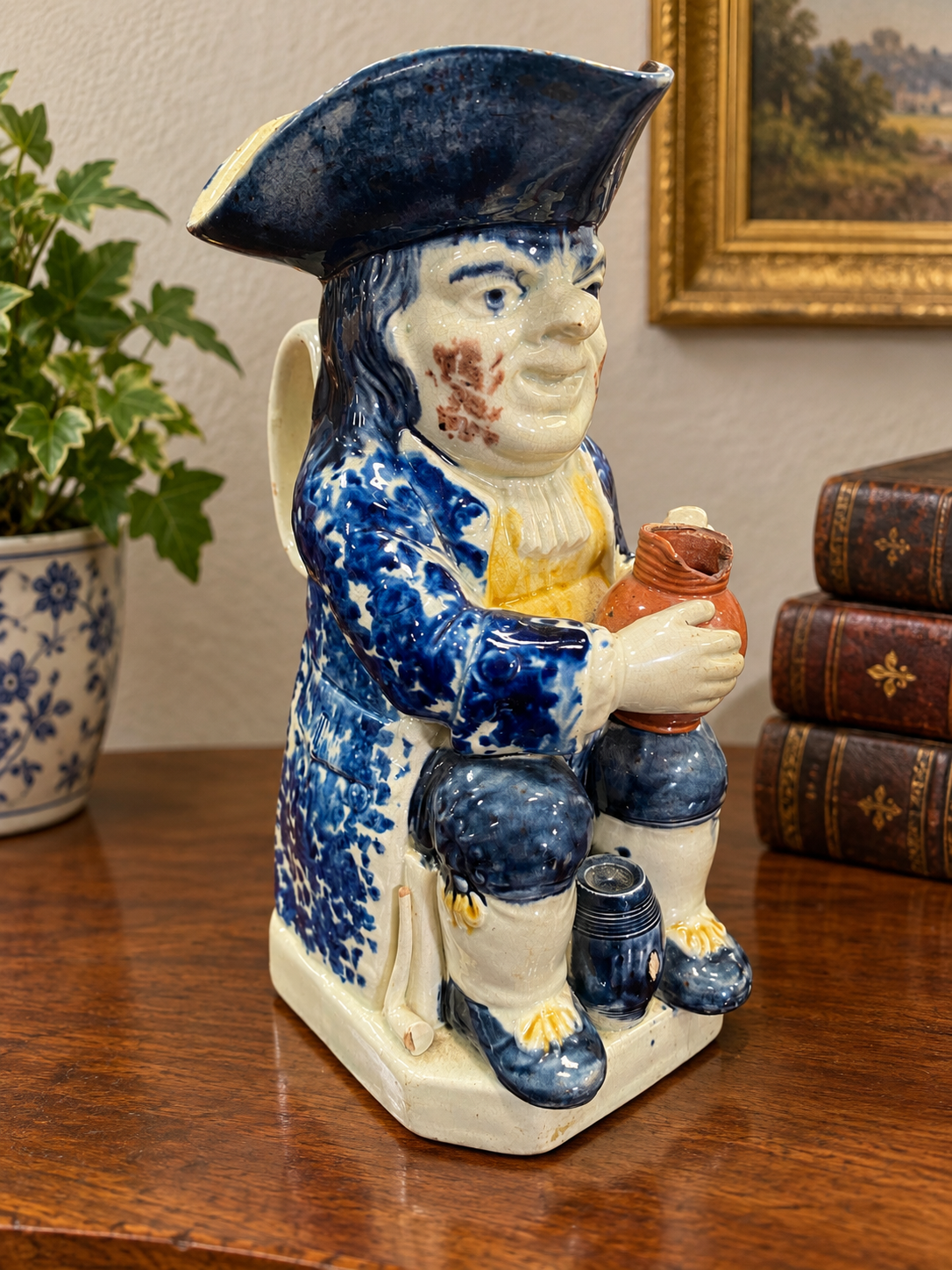 December Antiques & Collectables 