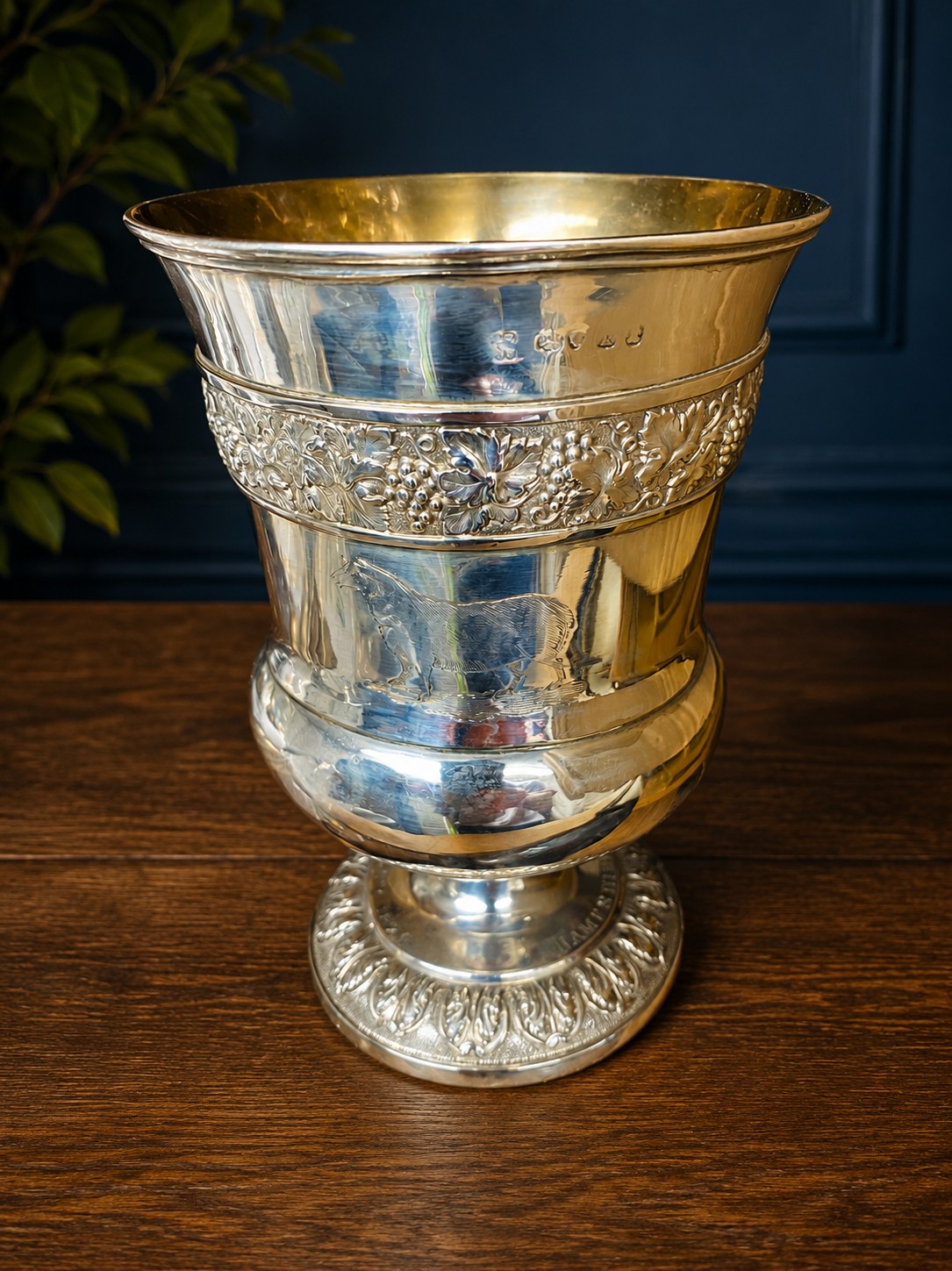 July Antiques & Collectables 